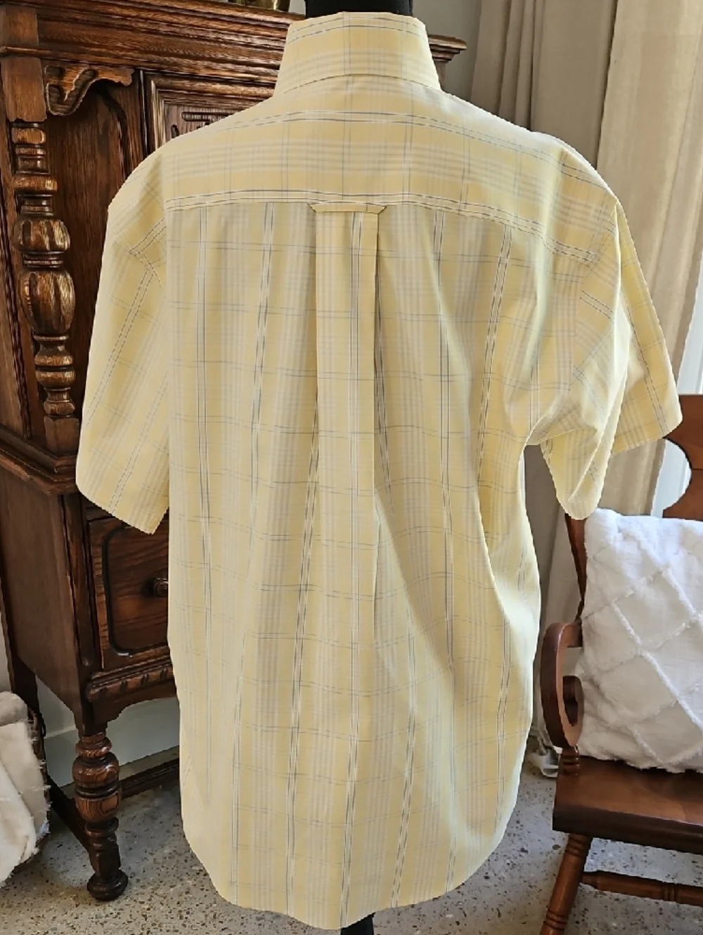 Orvis Pale Yellow Plaid Short-Sleeve Button-Down Shirt - Picture 2 of 3